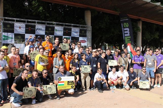 Tres equipos alicantinos obtienen las mejores marcas de vehículos experimentales de la Solar Race 2014