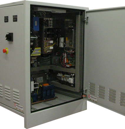 Investigadores de la UPC desarrollan una electrolinera que permitirá recargar vehículos eléctricos de forma ultra rápida