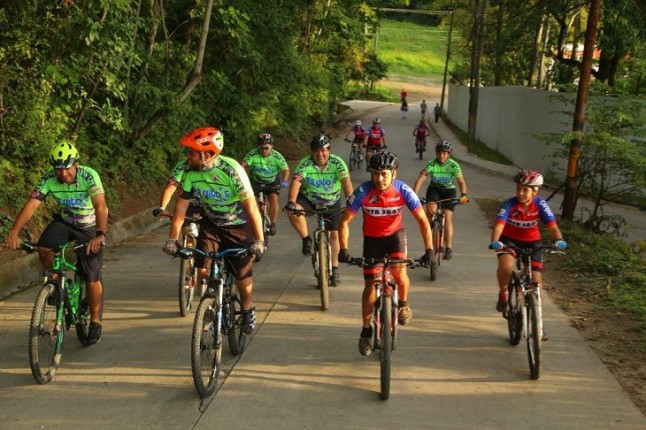La oferta cicloturística valenciana se promociona en la principal feria del sector en Bélgica