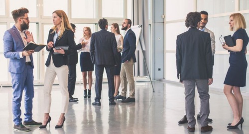 Ponte de pie y verás cuántas calorías quemas