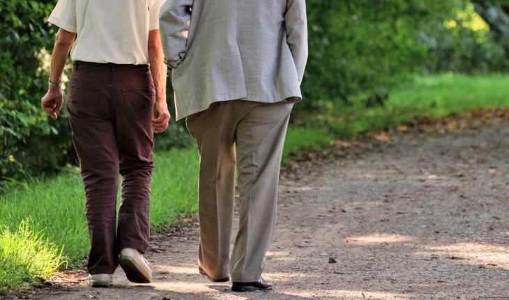 Las pulseras que cuentan pasos son una muy buena idea para una vida saludable