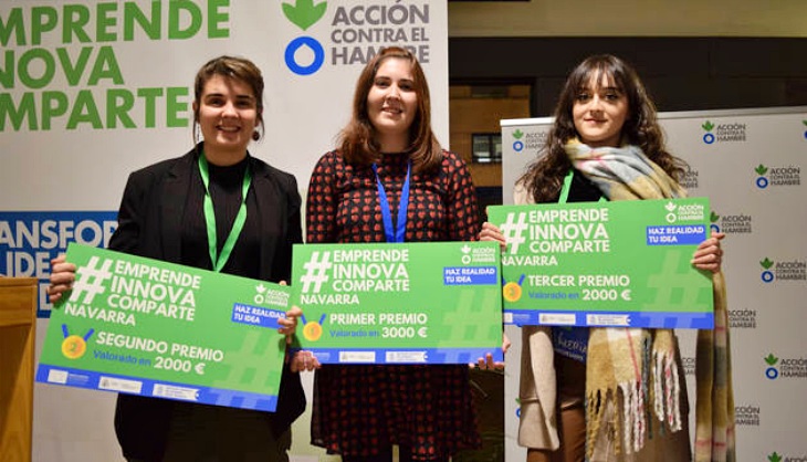 Navarra. Terapia con loros para personas con discapacidad