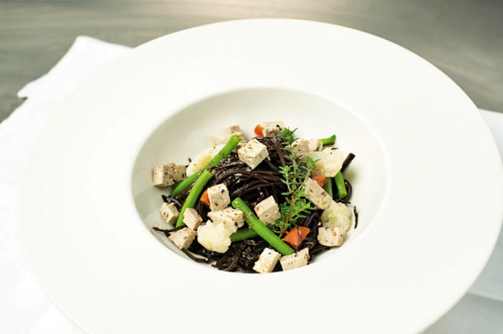 Ensalada de algas con Tofu