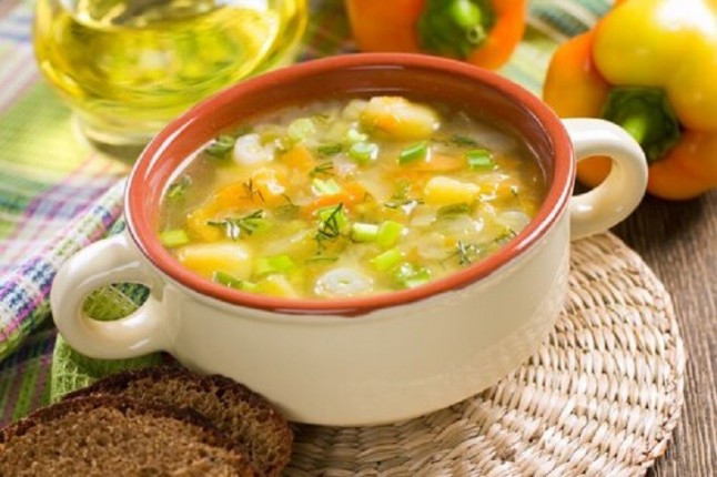 Sopa digestiva de verduras con mijo