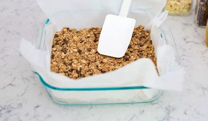 Barritas crujientes con almendras y mantequilla