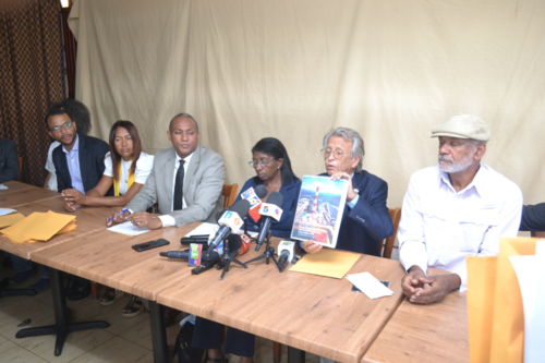 Piden el cierre de una central de carbón en República Dominicana