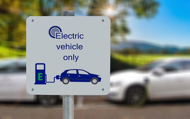 Para 2035 sólo habrá coches eléctricos en UE