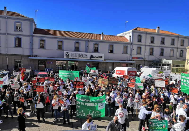 Marcha en Cuenca contra las macrogranjas