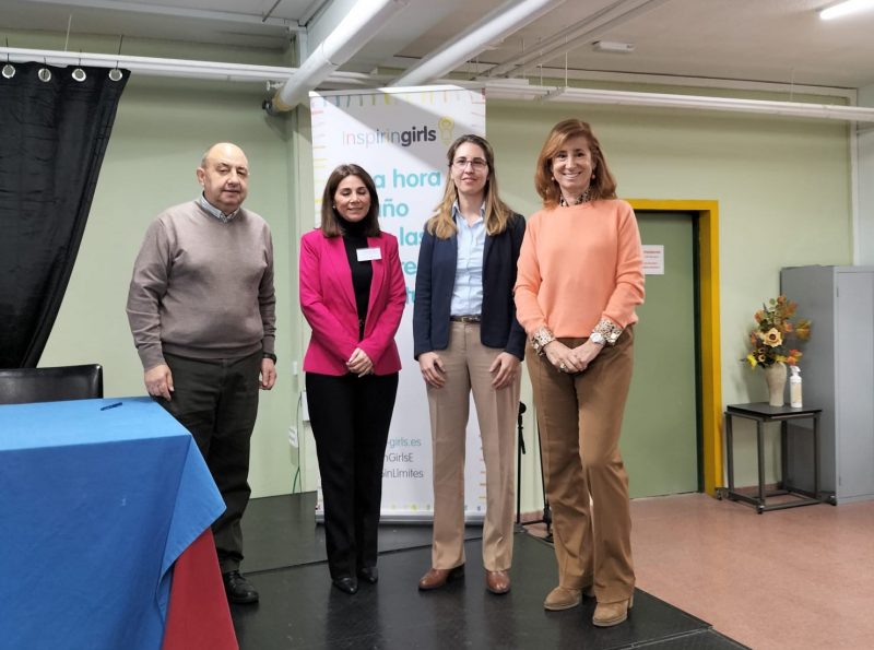 Inspirando sostenibilidad medioambiental a las jóvenes