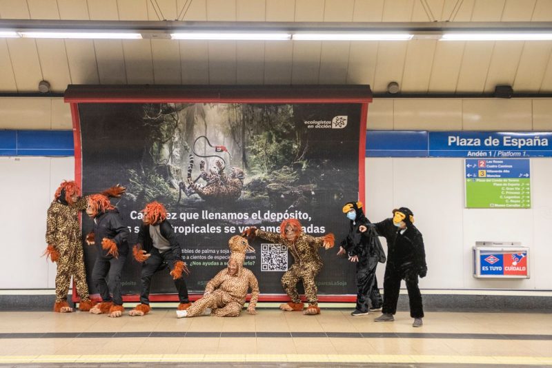 Orangutanes y jaguares en el Metro de Madrid