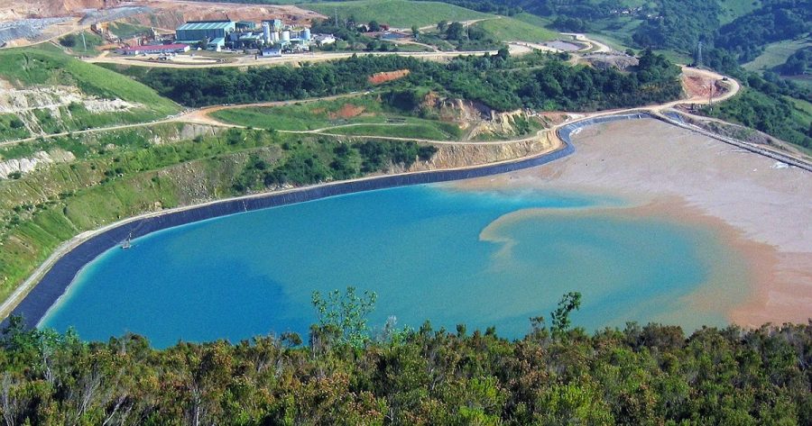 Polémica a cuenta de la balsa de lodos cianurados del Valle