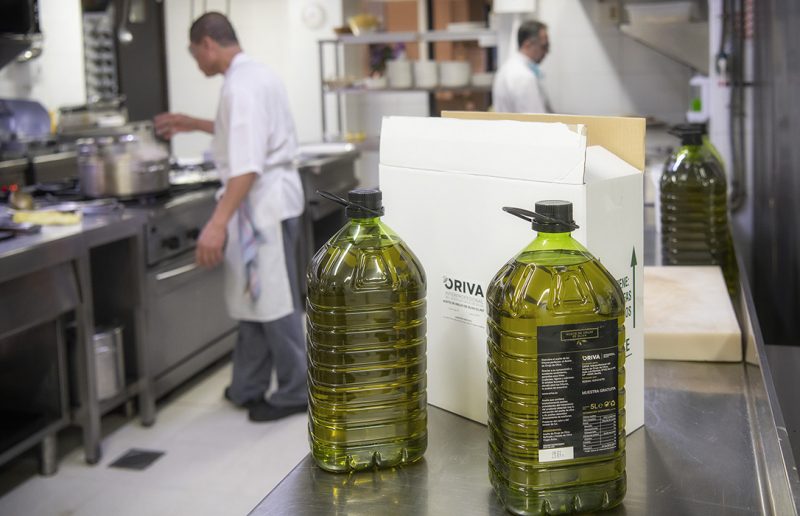 Denuncian la ausencia de control de las emisiones del sector orujero