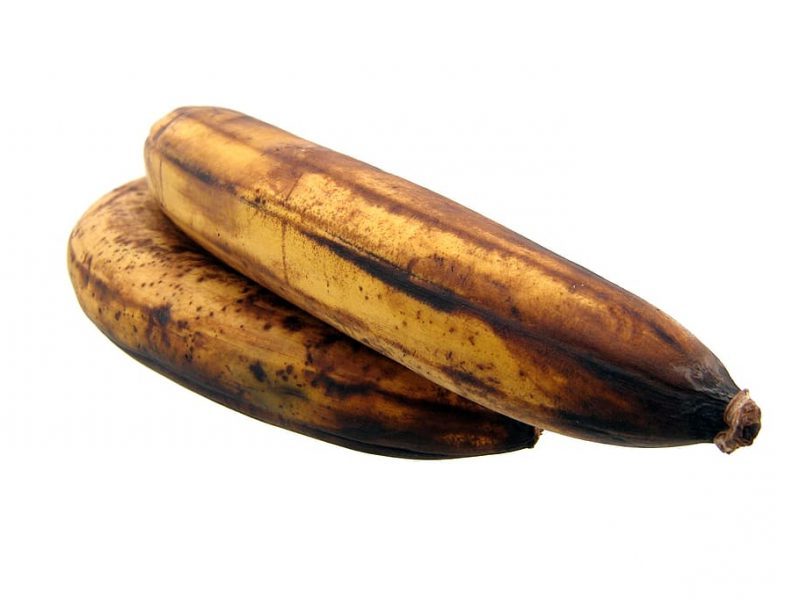 CE: nuevas normas para productos agroalimentarios 6 banana bananas rotten old e1682090627746