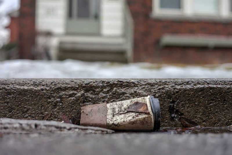 NO más plásticos de un solo uso dañinos e innecesarios