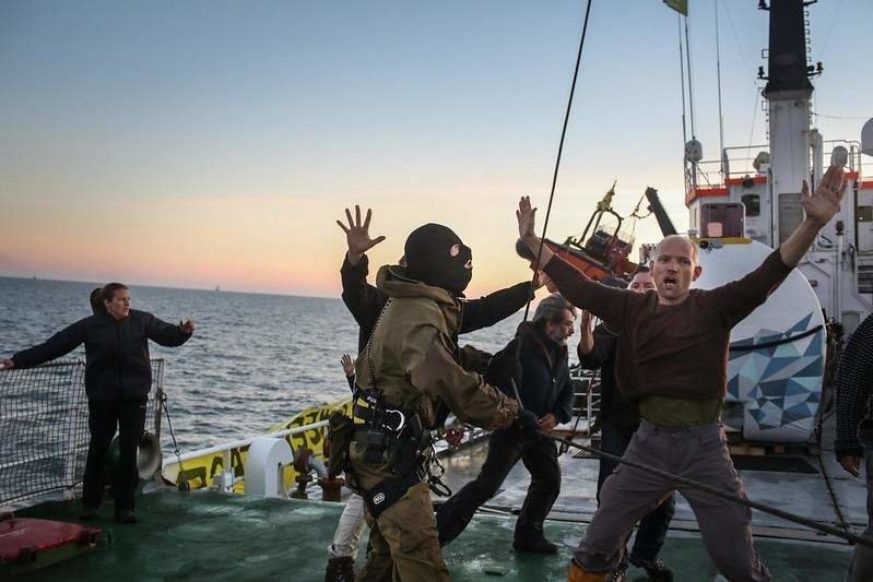 Los Arctic 30 de Greenpeace libres de la dictadura rusa