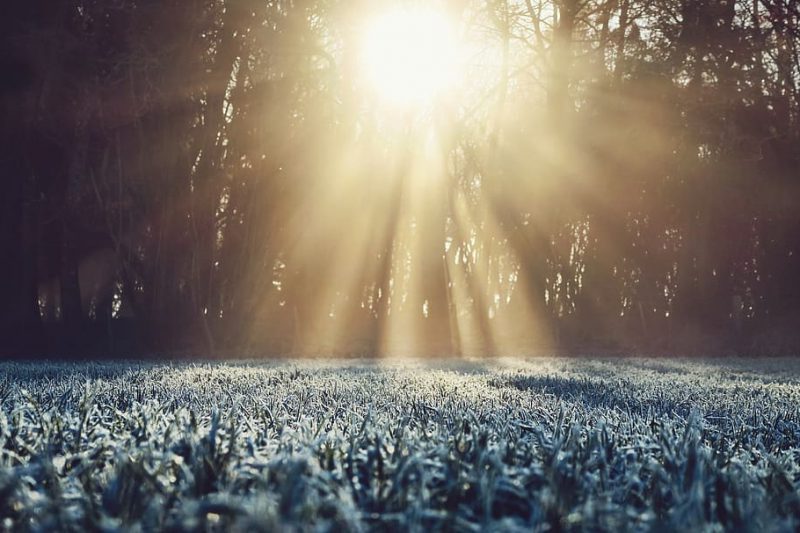 Combustibles limpios con plásticos, CO2 y energía solar