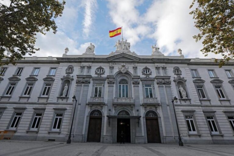 Un Tribunal Supremo negacionista