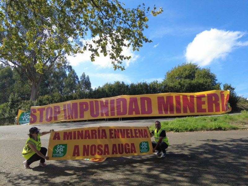 En Santiago de Compostela claman contra la impunidad minera