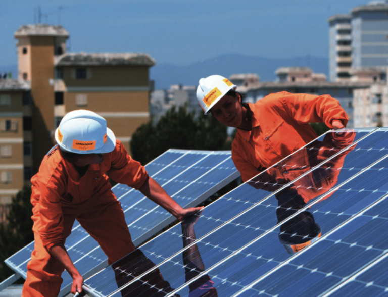 Iberdrola obstaculiza el autoconsumo solar en bloques de viviendas