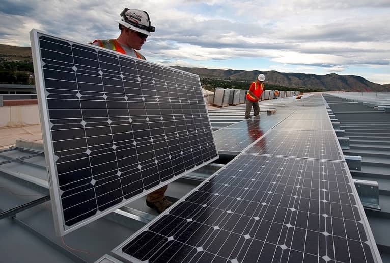 La 'Calculadora y Guía de Autoconsumo Solar' definitiva