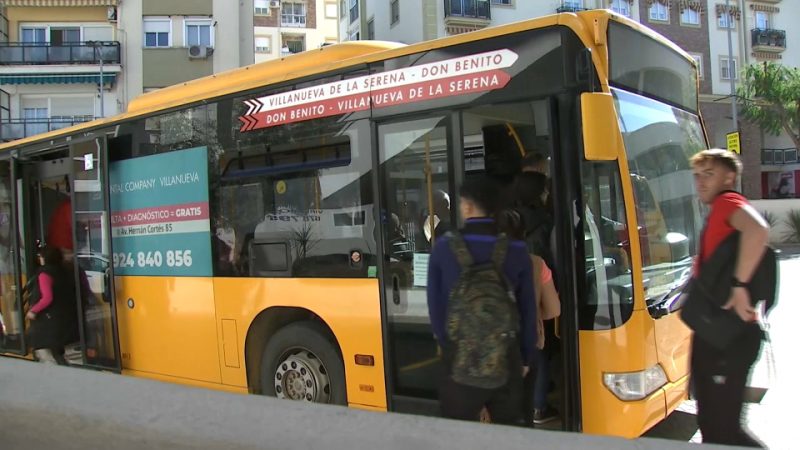 Benito-Villanueva de la Serena: Descarbonizar el transporte público