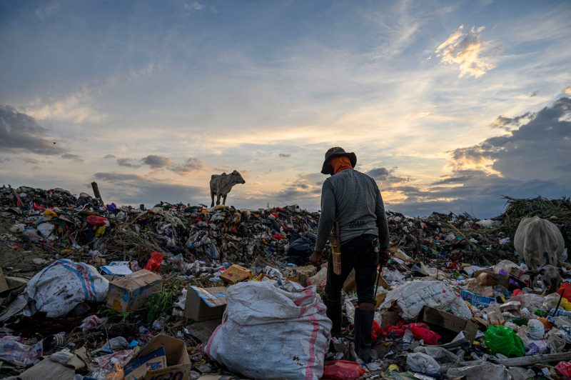 ¿El 'coste real' del plástico es igual para ricos que para pobres?