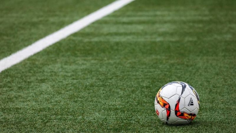 Nunca más césped artificial en los campos de fútbol