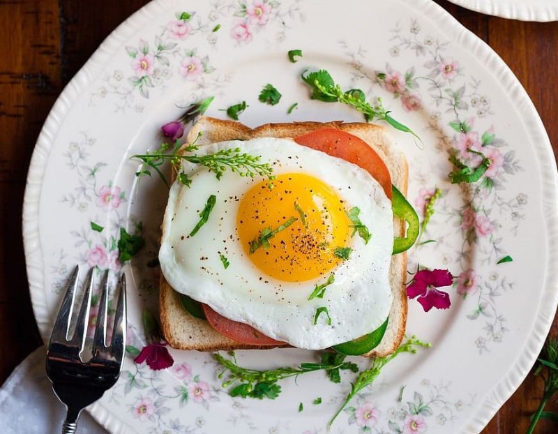 Ingesta saludable de huevos