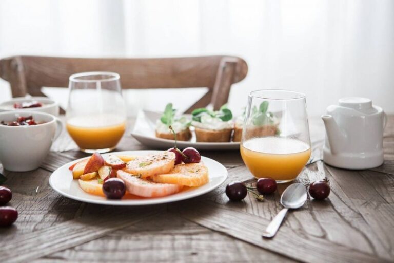 Beneficios de 'cenar' temprano