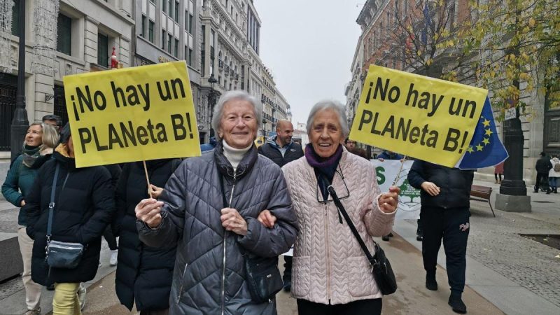 Miles de personas exigen en Madrid a la COP28 'soluciones'