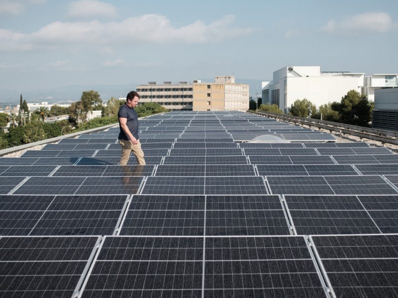 Qué pasa con el potencial de los tejados para generar electricidad