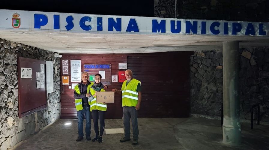 Rescatando aves de la contaminación lumínica en Las Canarias