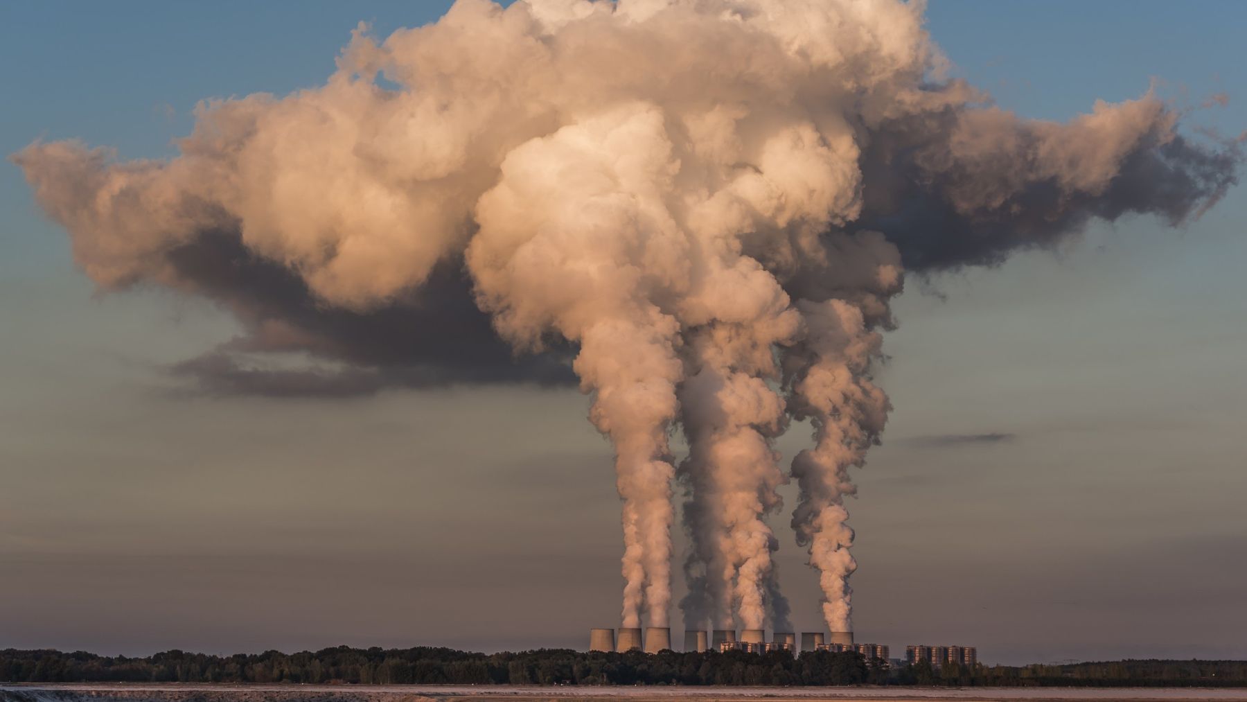 Energia historica centrales cerradas