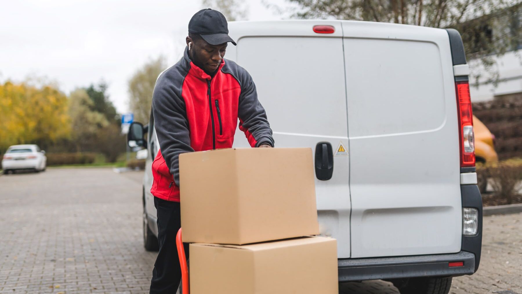 distribución urbana de mercancías disminuir emisiones