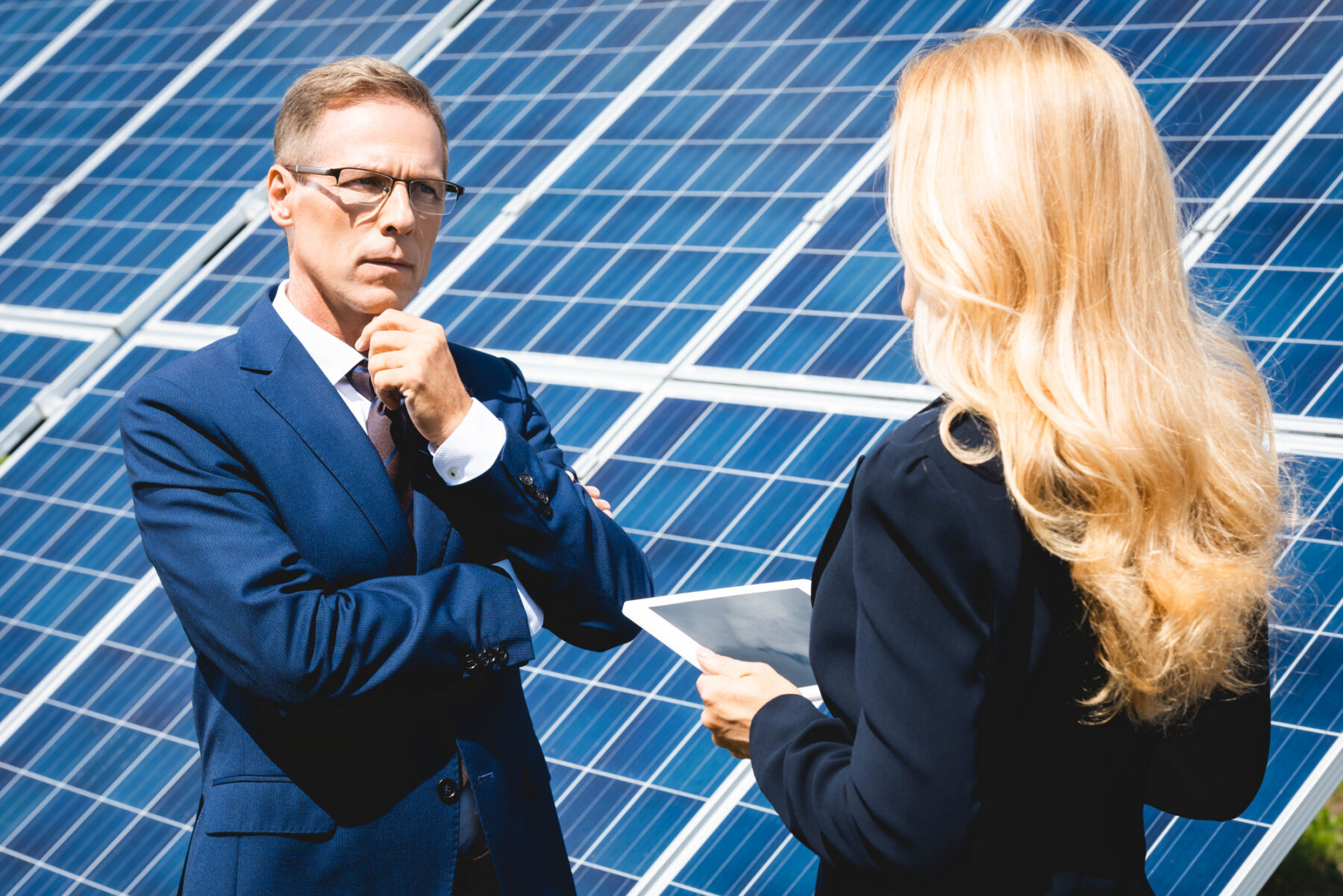 Renovables inversores foráneos nacionales escándalo