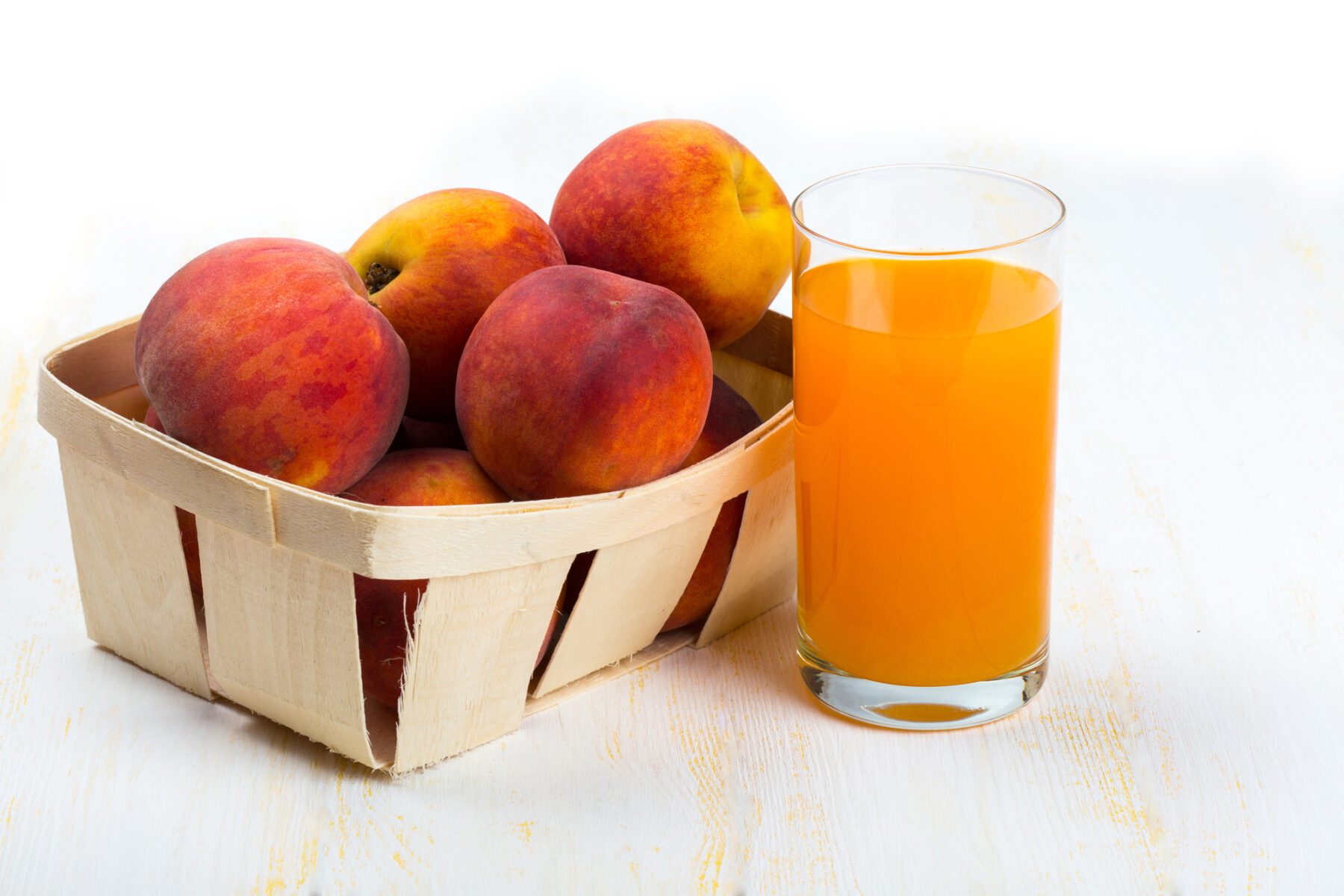 zumo melocotón antioxidante antimicrobiano