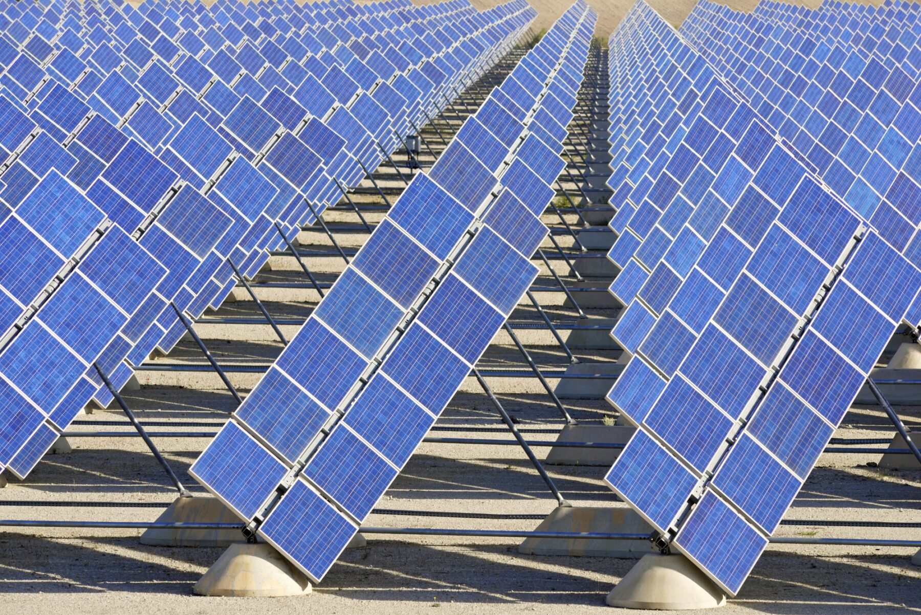 Anpier injusticia 65 000 familias fotovoltaicas España