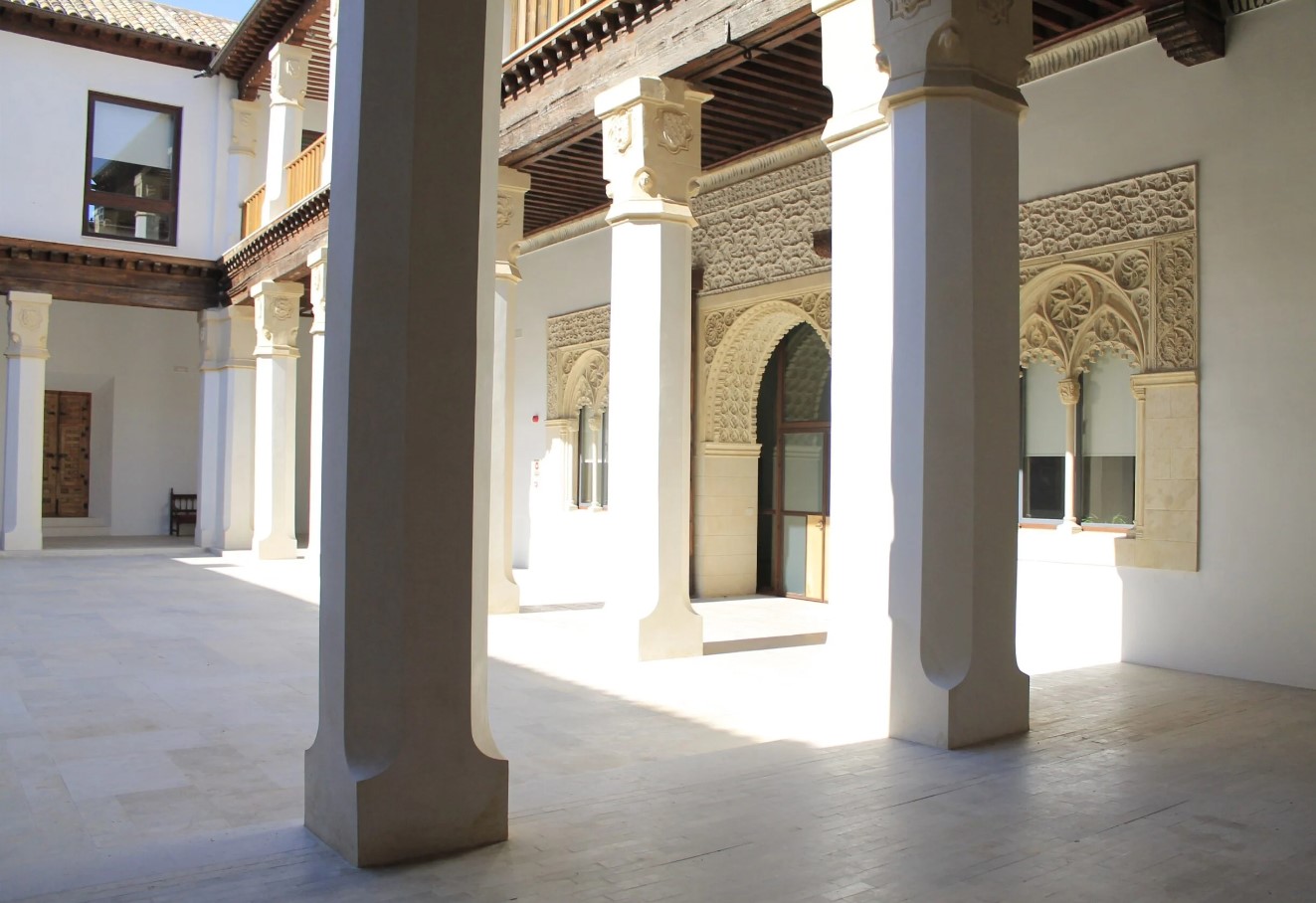 Junta de Castilla La Mancha energía renovable edificios