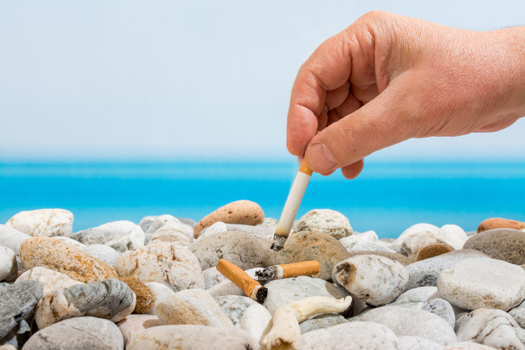 Real Decreto gestión residuos plásticos tabaco