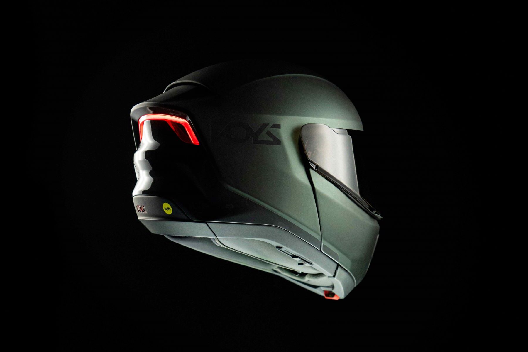 Nace ZYON Helmets casco moto contaminación