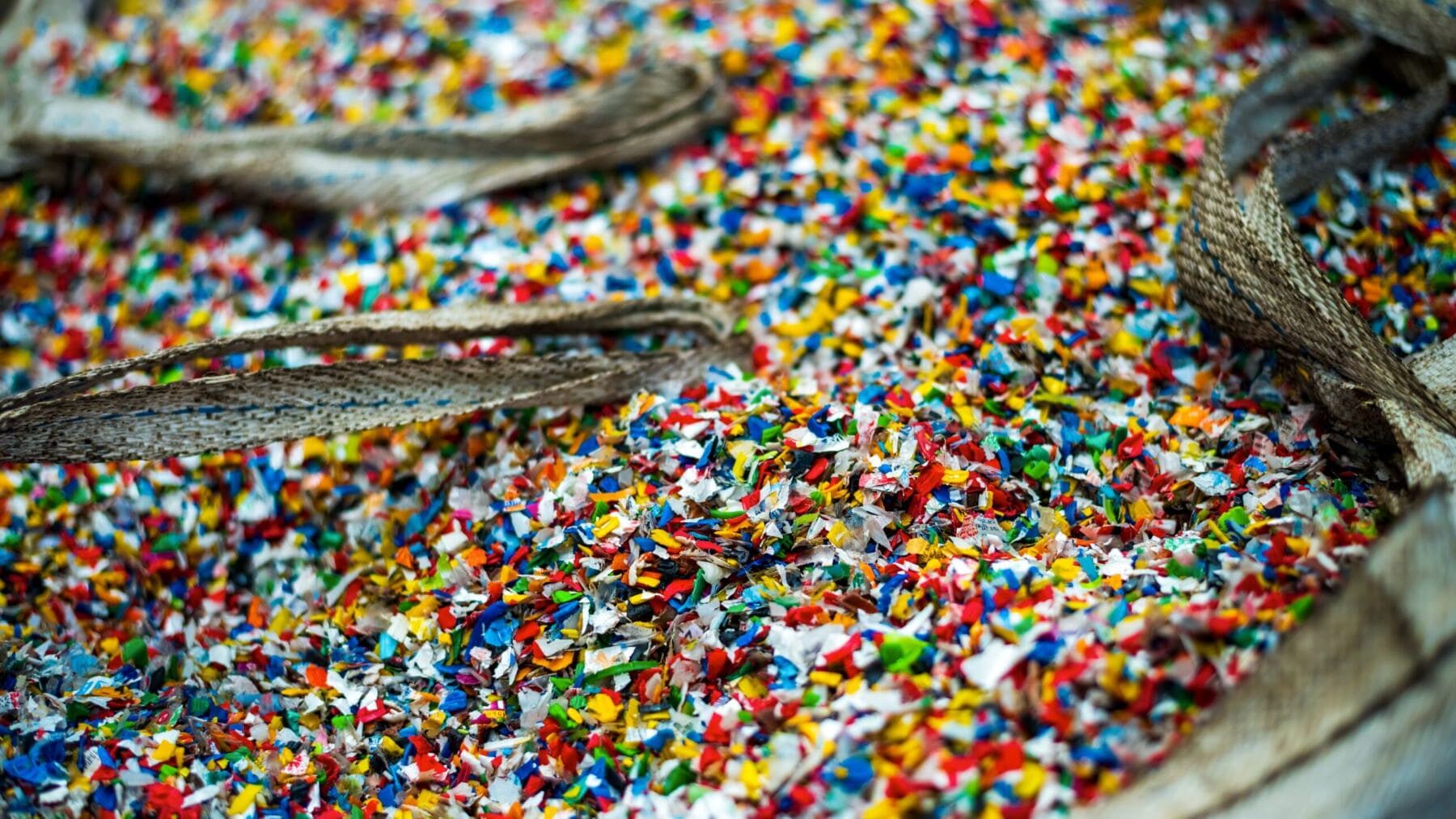 transporte marítimo microplásticos contenedores