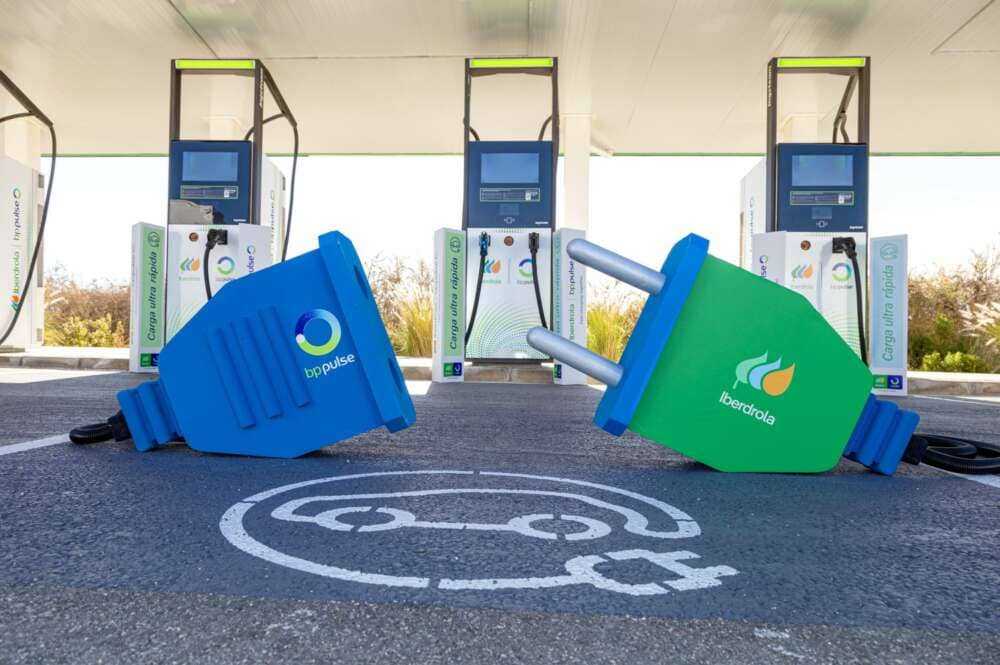 Iberdrola | bp pulse recarga vehículos eléctricos Mercalicante