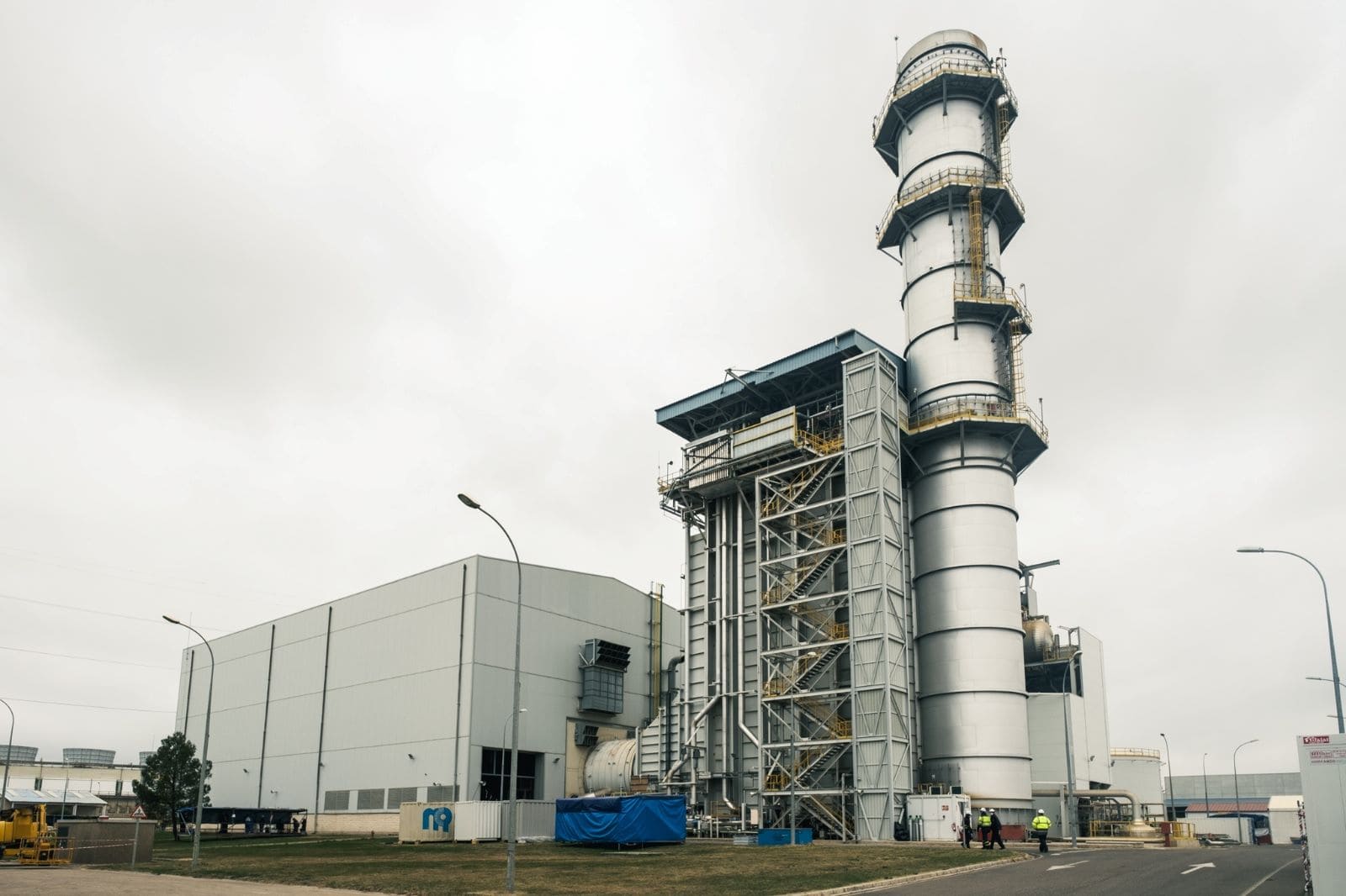 TotalEnergies ciclo combinado gas energía solar eólica