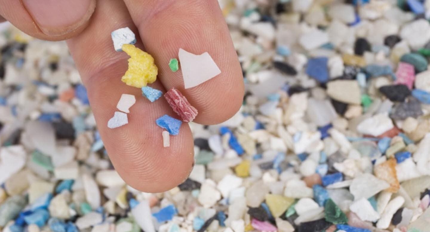 microplásticos vertidos marinos