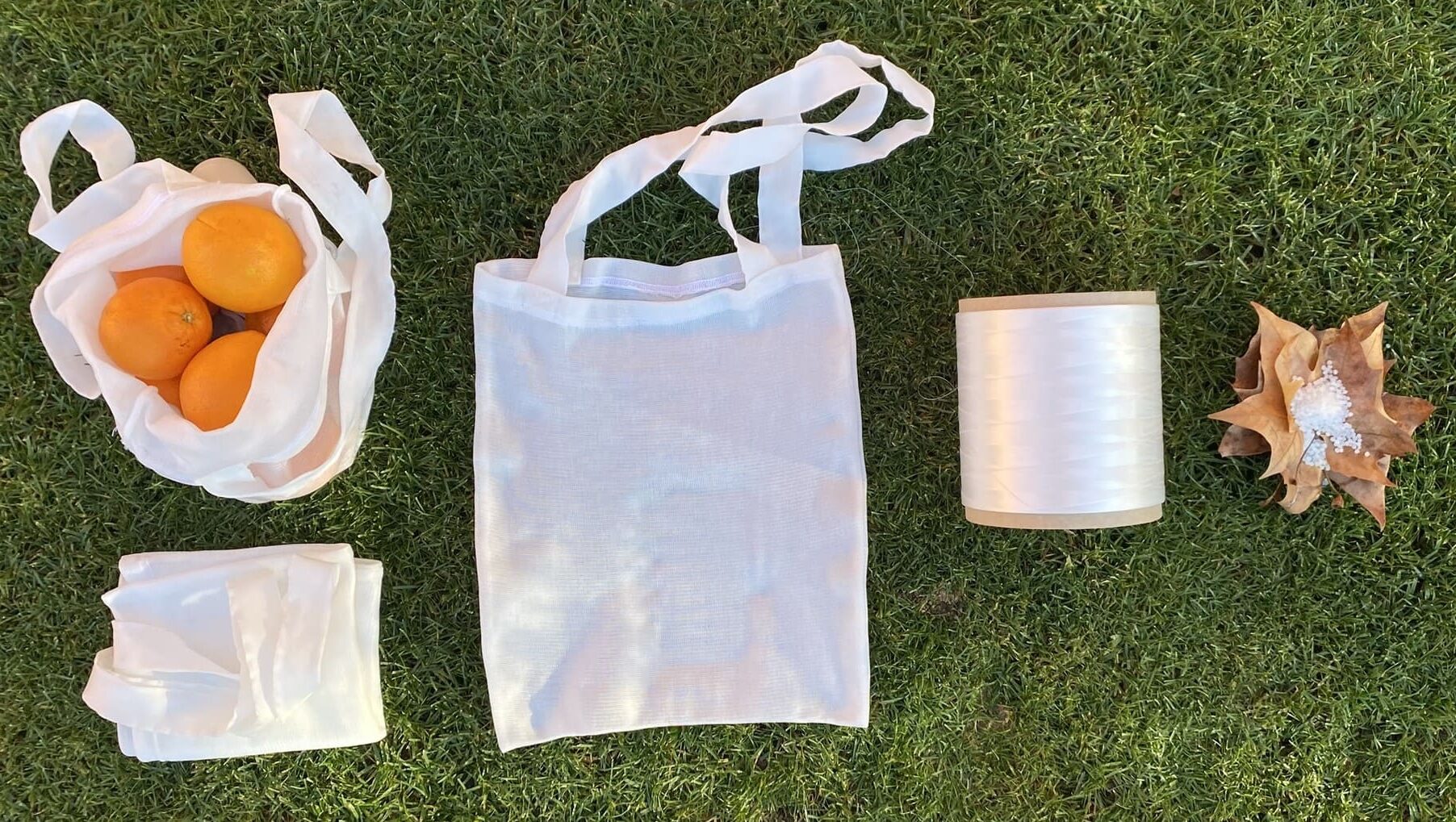 plástico biodegradable origen natural PLA sostenibilidad fabricación de textiles