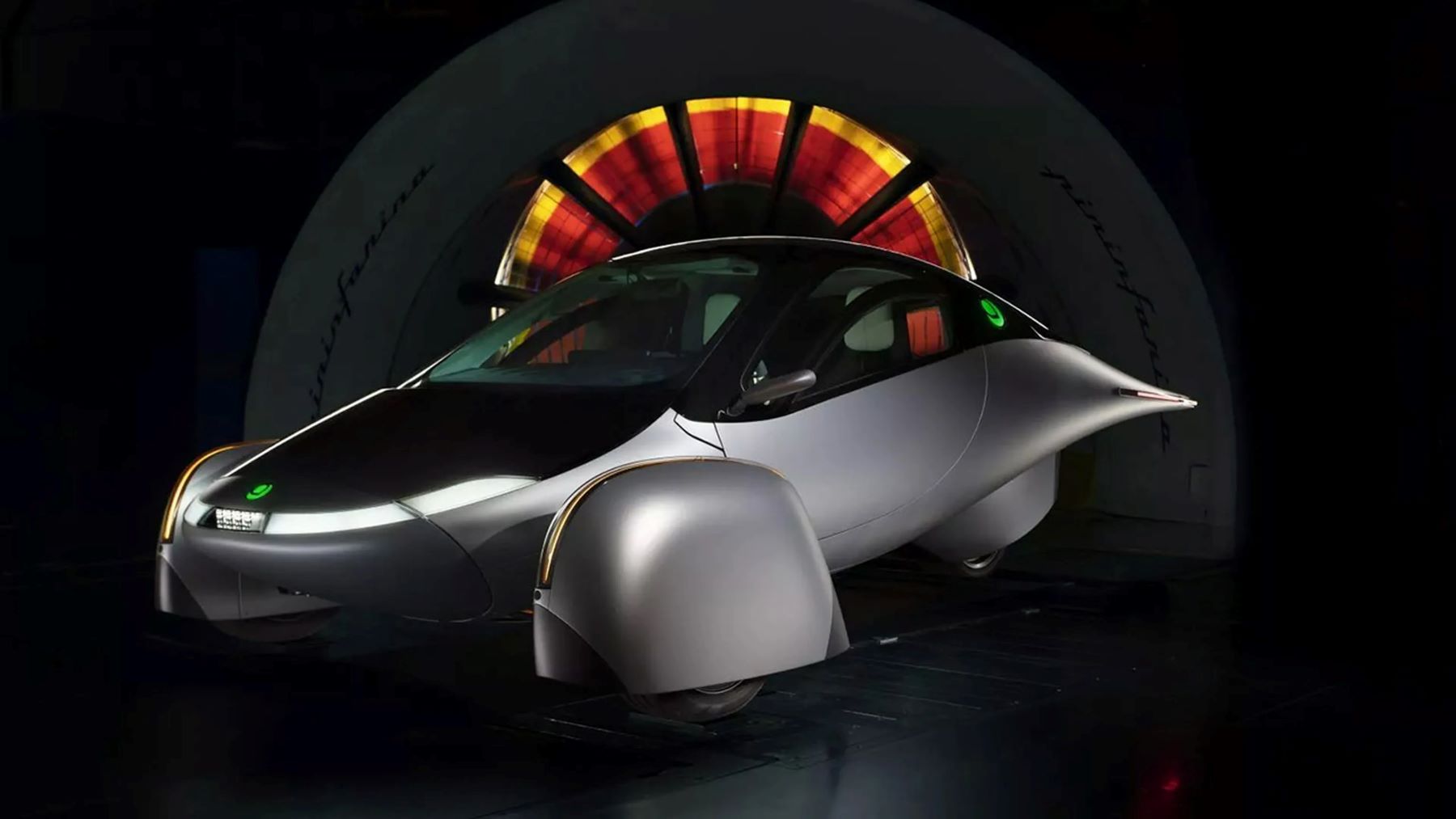 coche fotovoltaico Aptera