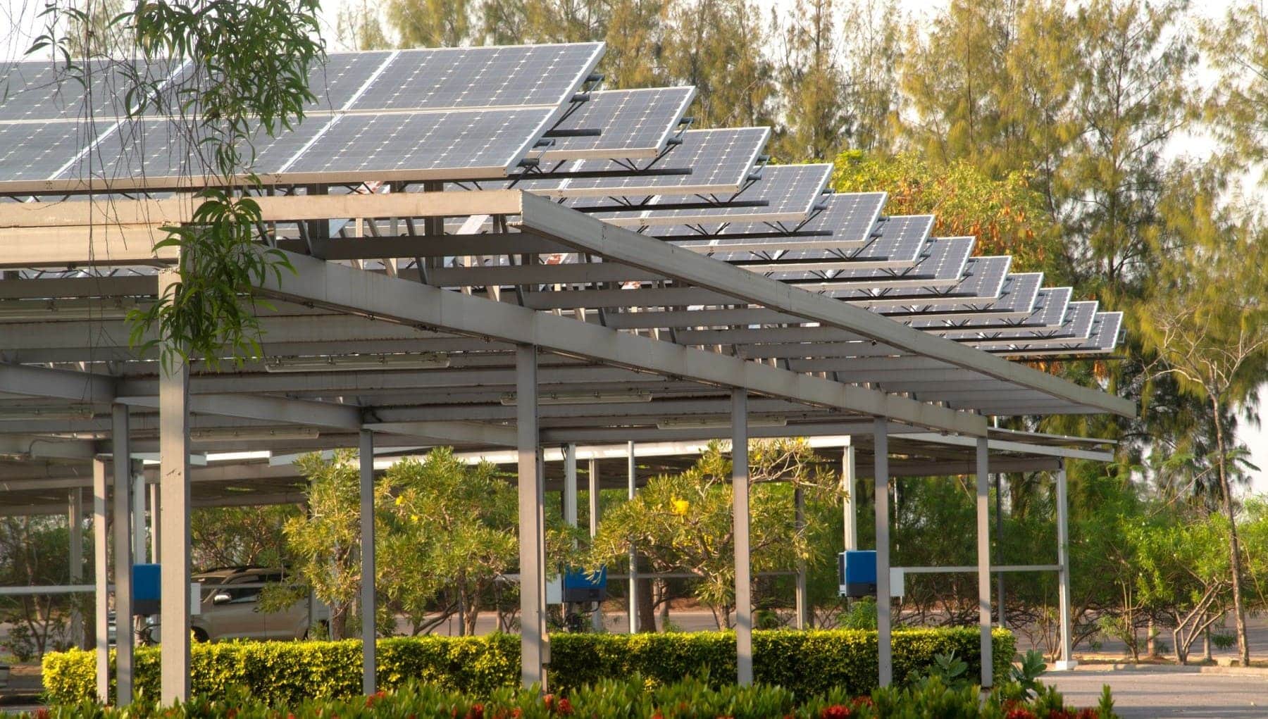 Illes Balears autoconsumo refugios climáticos centros escolares