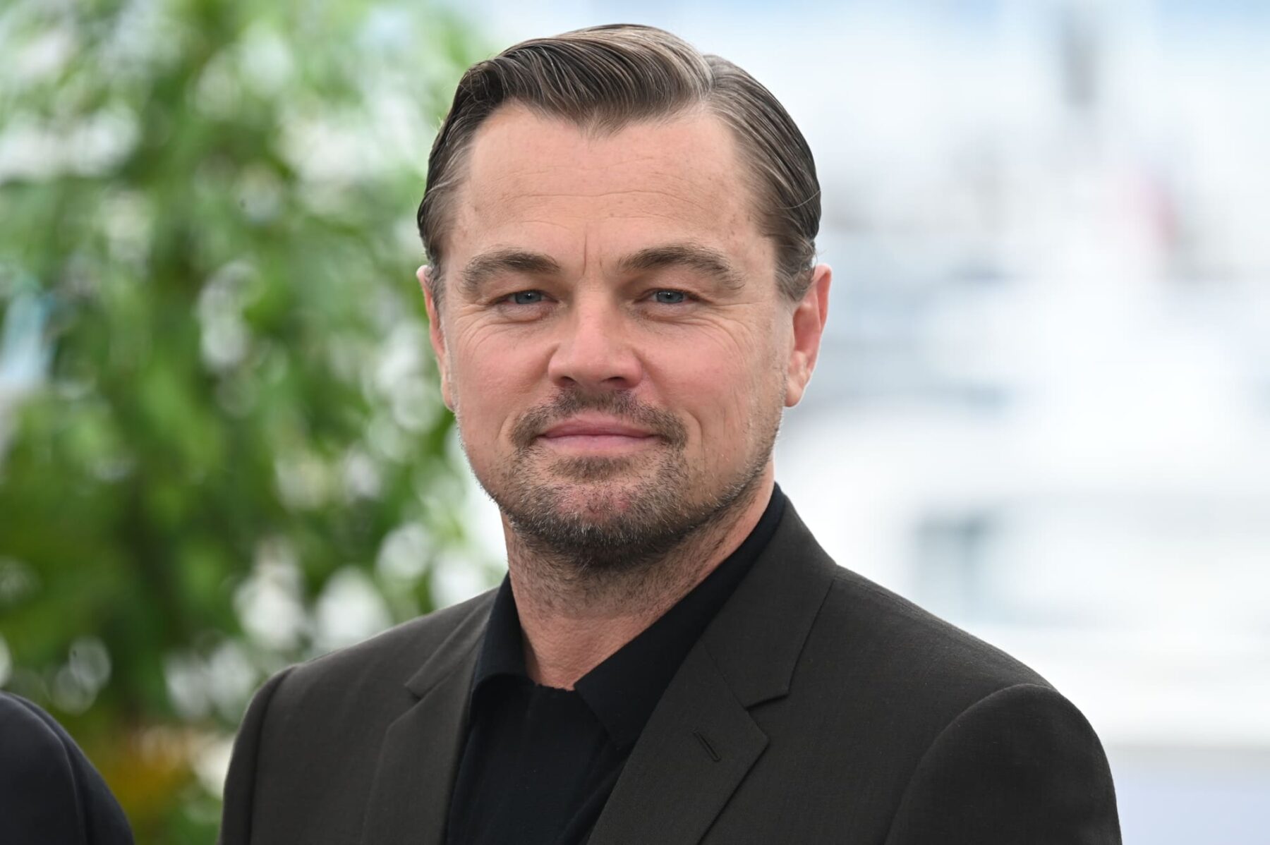 DiCaprio fábrica diamantes Trujillo implicaciones hídricas medioambientales