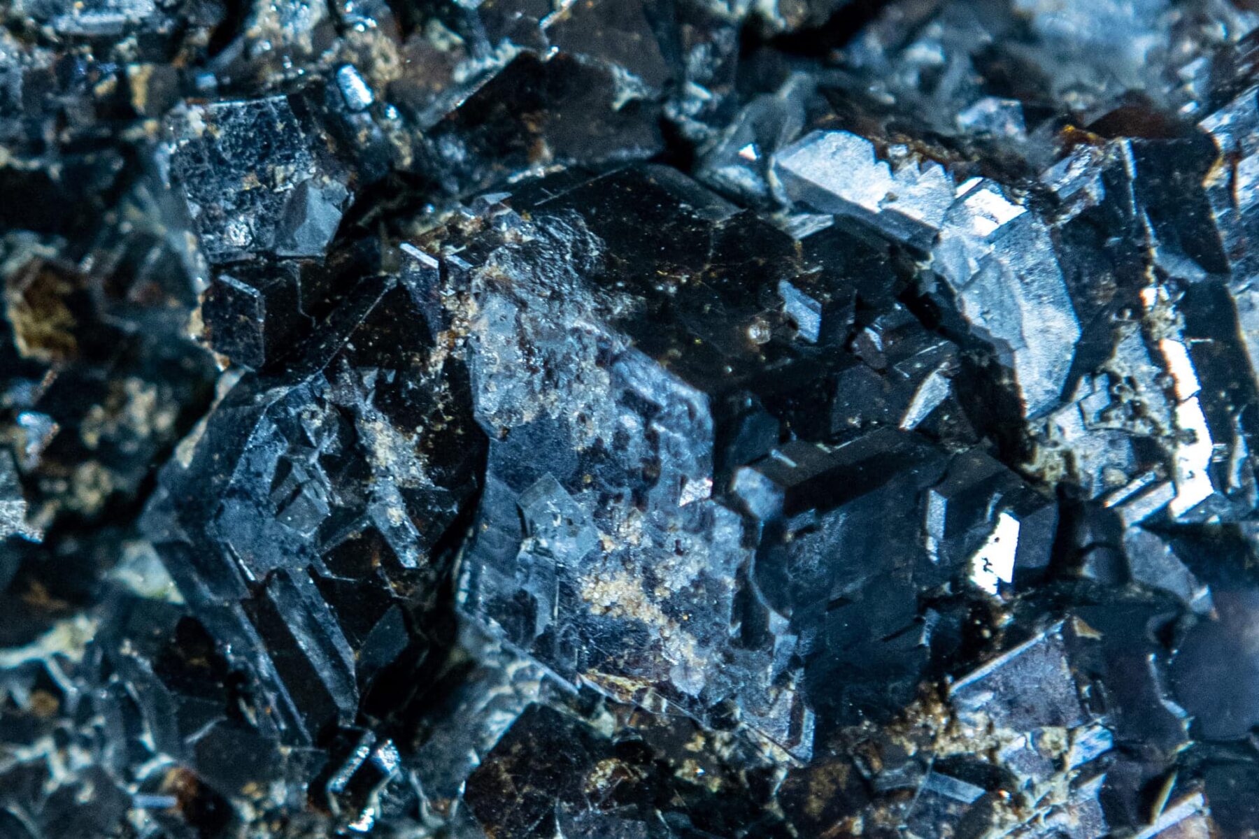 UE autónoma minerales críticos organizaciones ecologistas proyectos mineros estratégicos