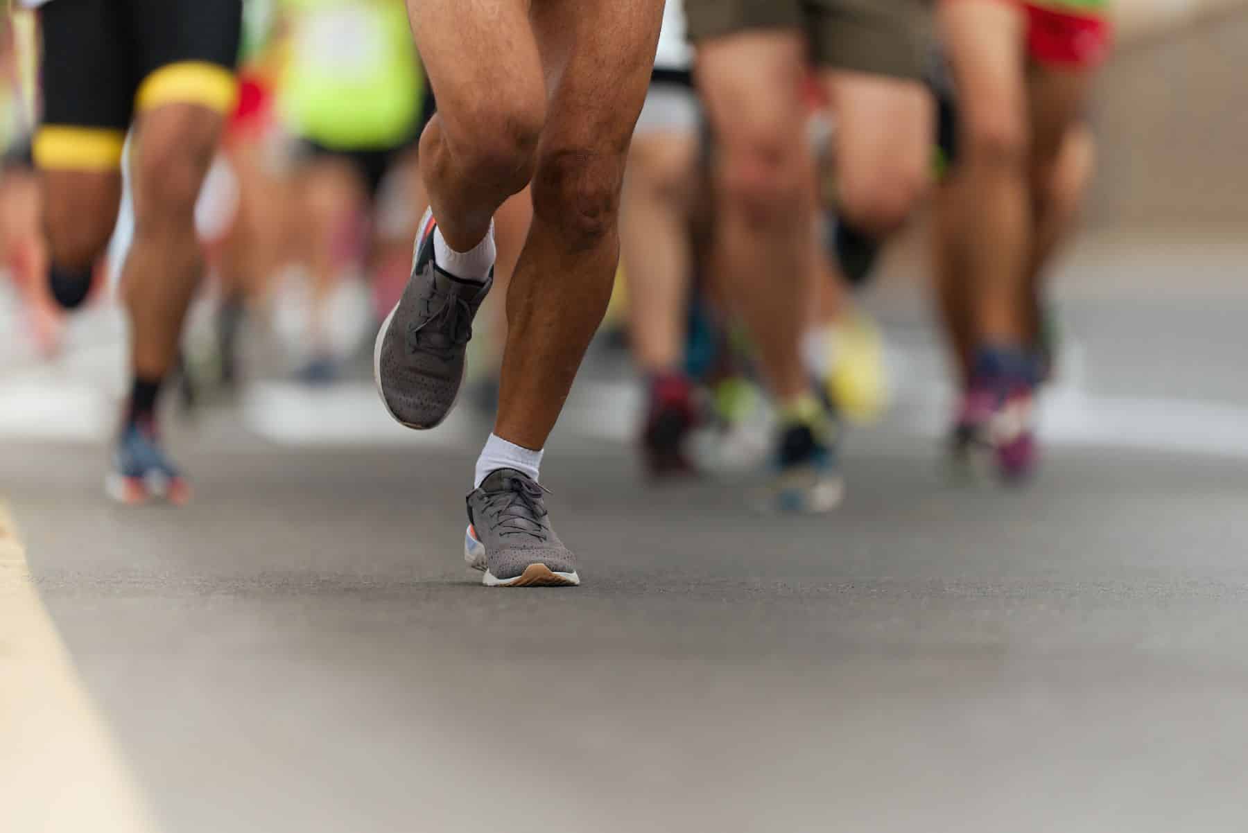 corredores maratón reversible